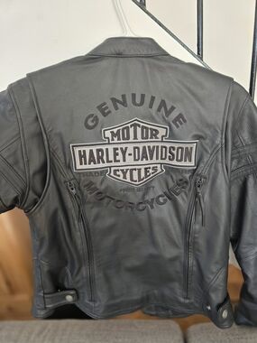 Harley-Davidson Black Leather Bomber Jacket with Embroidered Back Logo Small